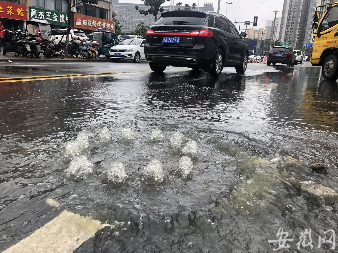 面對全國洪澇頻發(fā)，智慧井蓋科學(xué)預(yù)警